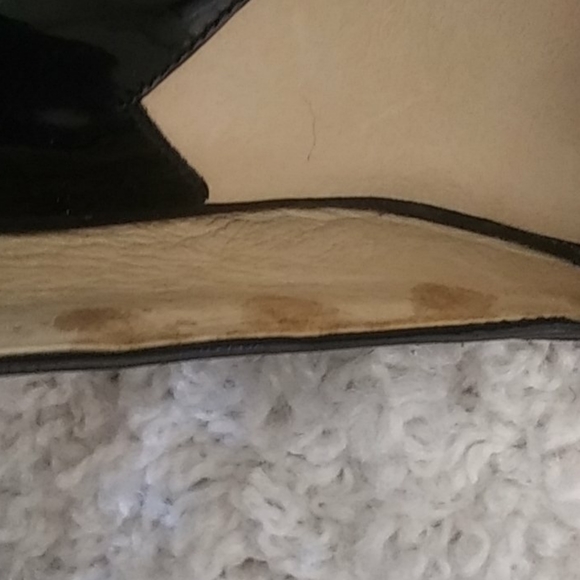 Michael Kors Black Patent Leather Shoes. - Picture 5 of 8